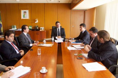 Ministro do Desenvolvimento Agrário destaca importância de parcerias com estados para combater a pobreza rural