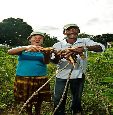 FORMANDO NOVOS EMPREENDEDORES SOCIAIS E POPULARES, CONSTRUINDO UMA OUTRA CULTURA EMANCIPATÓRIA PARA ALÉM DO CAPITAL!