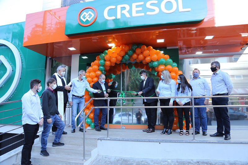 Cresol inaugura terceira unidade em Concórdia