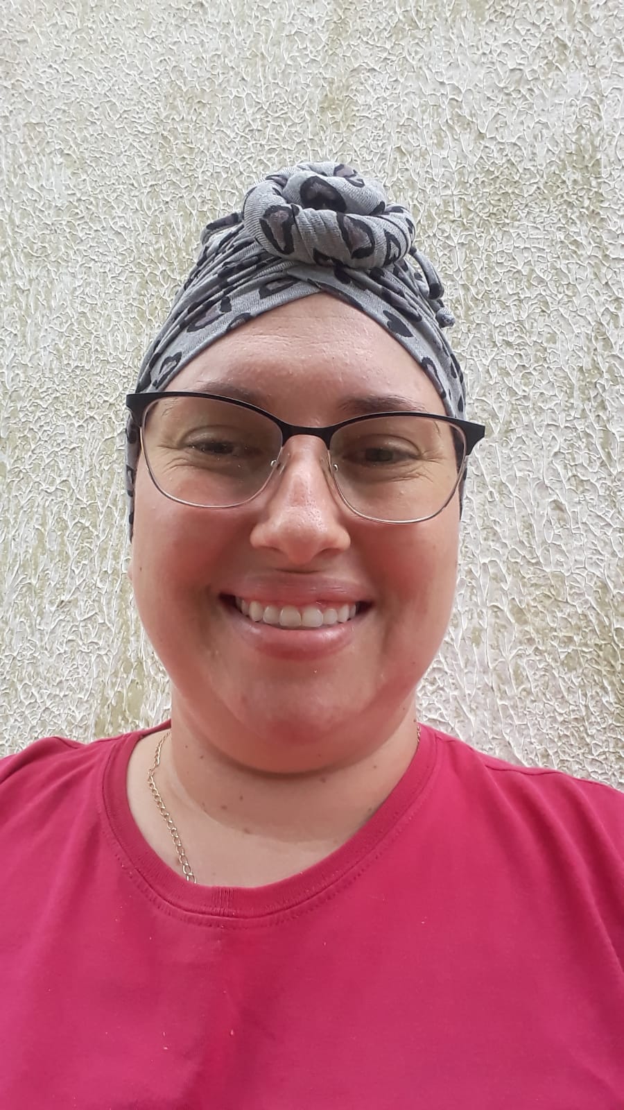 Outubro Rosa: apoio da família e colegas dá forças a Mayara