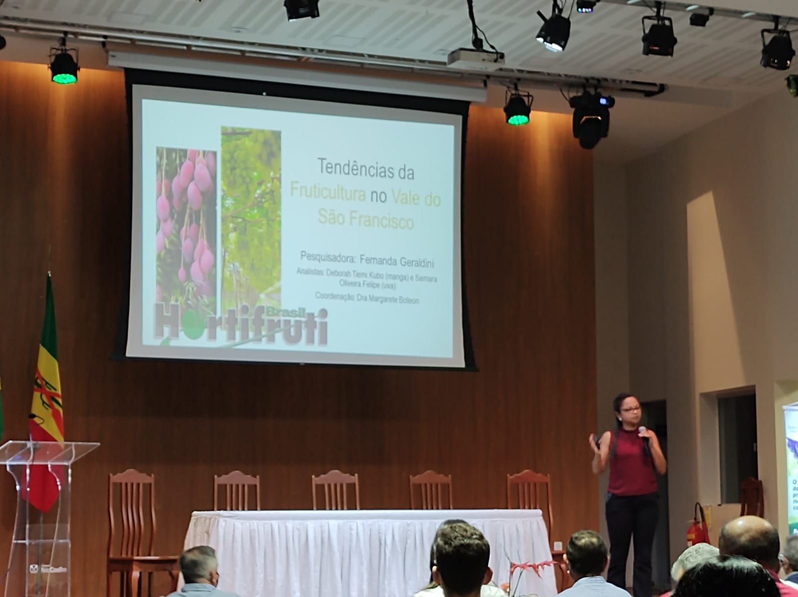 Cresol presente no Seminário de Fruticultura e Cooperativismo em Petrolina