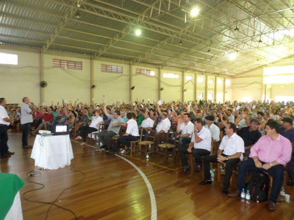 Cresóis Santo Cristo e Porto Lucena formalizam união para fortalecer o cooperativismo