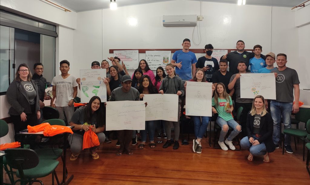 BCS NOITE - Cresol São Valentim impacta 290 jovens com projeto de Educação Financeira nas Escolas BCS NOITE - Cresol São Valentim impacta 290 jovens com projeto de Educação Financeira nas Escolas