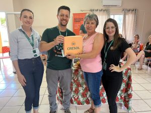 WhatsApp Image 2022 12 08 at 08.31.14 - Cresol realiza atividade de Educação Financeira com idosos
