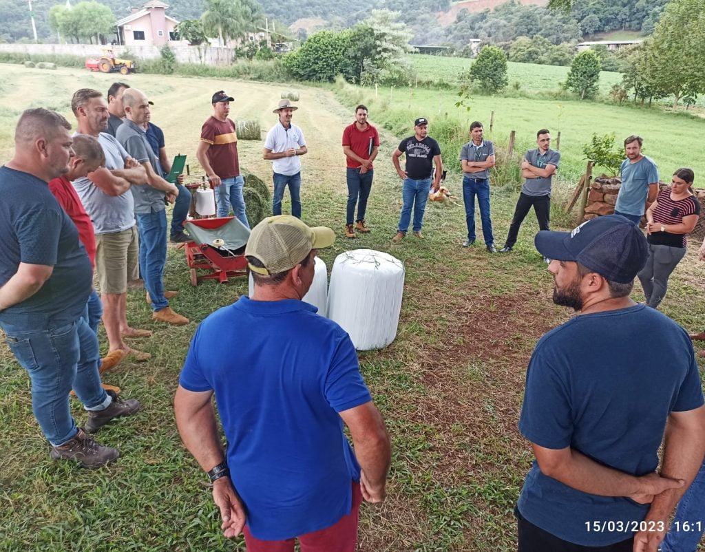 IMG 20230315 WA0076 - Cresol Vale promove capacitação sobre ovinocultura com produtores rurais IMG 20230315 WA0076 - Cresol Vale promove capacitação sobre ovinocultura com produtores rurais