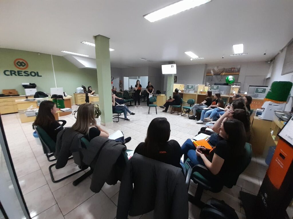 foto 3 aurea 2 - Cooperativas da Cresol realizam atividades sobre Diversidades