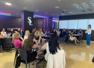 Elas Lideram 2 1 - Cresol lança Programa Elas Lideram, que fomenta a alta gestão feminina na cooperativa
