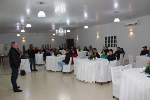 Sucessao Familiar RS 1 - Cresol Rio Grande do Sul celebra primeira turma do Projeto Sucessão Familiar