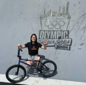 Eduarda Penso BMX Cresol 1 - Do amador a projeto olímpico, Cresol valoriza o esporte