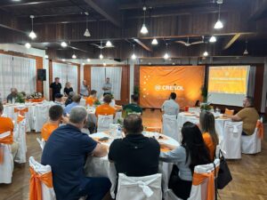 WhatsApp Image 2024 11 22 at 14.56.07 - Cresol promove capacitação para delegados, em Guarani das Missões (RS)