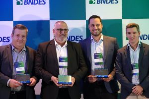 cresol e bndes 8 - Cresol recebe reconhecimentos como agente financeiro do BNDES