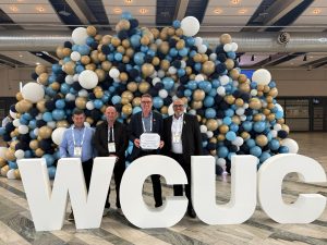 Cresol recebe certificado na Woccu - Cresol participa da Conferência Mundial das Cooperativas de Crédito na Suécia