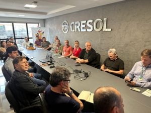 02 1 1 - Cresol Base Diversidade sedia reunião do Projeto Mandioca de Alta Produtividade e Sustentável 02 1 1 - Cresol Base Diversidade sedia reunião do Projeto Mandioca de Alta Produtividade e Sustentável