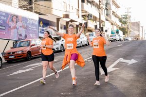 Corrida Laranja Cresol 2025 1 - Corrida Laranja celebra os 30 anos da Cresol em Francisco Beltrão