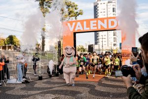 Corrida Laranja Cresol 2025 3 1 - Corrida Laranja celebra os 30 anos da Cresol em Francisco Beltrão