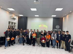 image 1 - Estudantes de Tangará (SC) participam de atividade sobre cooperativismo e futuro profissional