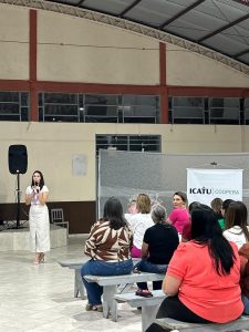 Palestrante Maise Gabiatti 1 - Cresol Interação promove evento Outubro Rosa Palestrante Maise Gabiatti 1 - Cresol Interação promove evento Outubro Rosa