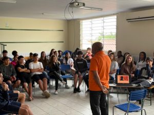 02 3 - Cresol Litoral promove atividades sobre Consciência Negra em escolas de Jaguaruna (SC)