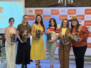 02 5 - Cresol Litoral promove encontro para fortalecer mulheres empreendedoras em Jaguaruna (SC) 02 5 - Cresol Litoral promove encontro para fortalecer mulheres empreendedoras em Jaguaruna (SC)