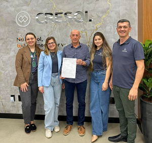 1 8 - Cresol Aliança e ACIP firmam contrato do Fungetur para nova sede entidade
