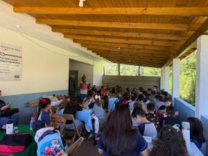 202eeba0 4832 4b5a aaa4 a7bcf5d0991a 1 - Alunos de Jaguaruna visitam comunidade quilombola em Garopaba com apoio da Cresol Litoral