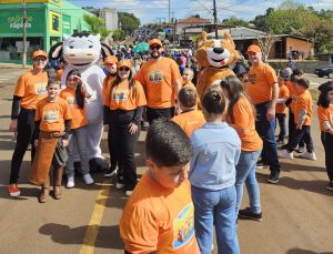 kk - Alunos do norte do RS aprendem sobre finanças e cooperação através de atividades lúdicas
