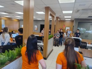 IMG 20251211 140721186 HDR - Cresol Planalto Serra Sul recebe jovens aprendizes para visita técnica IMG 20251211 140721186 HDR - Cresol Planalto Serra Sul recebe jovens aprendizes para visita técnica