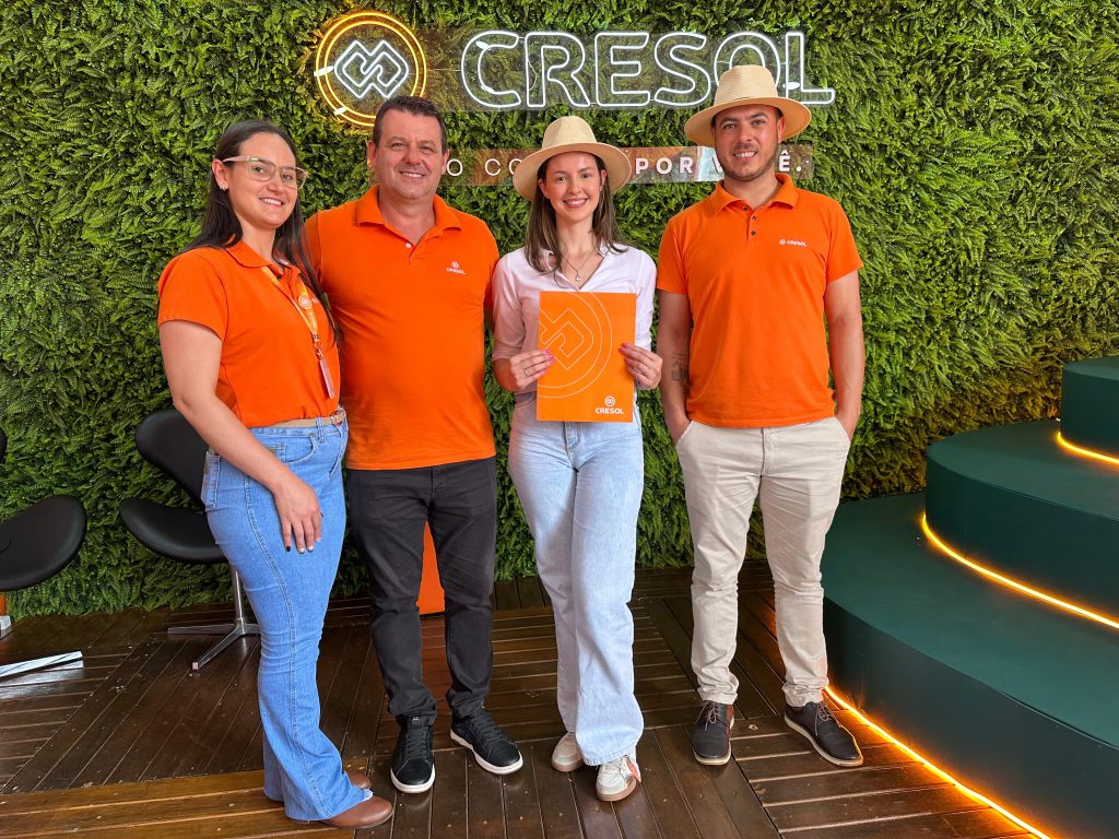Natalia Maximino Donte Cresol Show Rural 2026 - Show Rural gera bons negócios para cooperados da Cresol