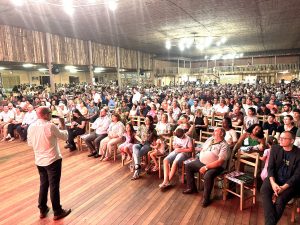 Foto 1 6 1 - Cresol mobiliza mais de 1.300 cooperados em pré-assembleia em Concórdia