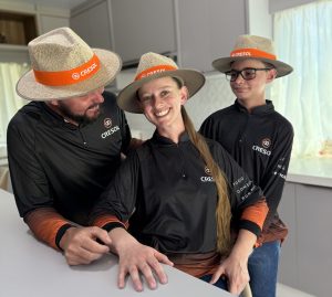 ok4 - “A gente saiu de casa com um sonho e voltou com ele realizado”, diz cooperada que conta com a Cresol ok4 - “A gente saiu de casa com um sonho e voltou com ele realizado”, diz cooperada que conta com a Cresol