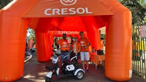 Fechamento de negócios durante feirão de veículos da Cresol Raiz impulsionando economia local