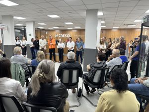 Comunidade prestigia a reinauguracao da agencia em boa vista do cadeado - Cresol Raiz reinaugura agência em Boa Vista do Cadeado (RS) com espaço amplo e moderno A agência em Boa Vista do Cadeado foi ampliada e passa a contar com terminal de autoatendimento