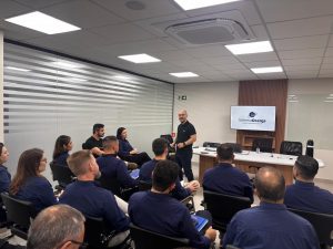Cresol raiz investe na qualificação dos colaboradores