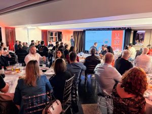 Horizonte promove palestra sobre cenario economico em Curitiba 1 - Cresol Horizonte promove debate sobre cenário econômico em Curitiba