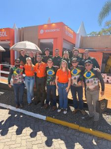 Vale Europeu participa da 28a Festa Nacional da Cebola 1 - Cresol Vale Europeu marca presença estratégica na 28ª Festa Nacional da Cebola