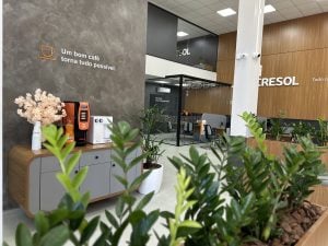 IMG 5282 - Cooperados prestigiam reinauguração da agência da Cresol Noroeste