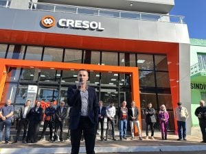 IMG 5405 - Cooperados prestigiam reinauguração da agência da Cresol Noroeste