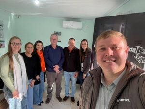 WhatsApp Image 2026 06 16 at 06.27.23 1 - Cresol Planalto Serra Sul fortalece vínculo com cooperados no Sul