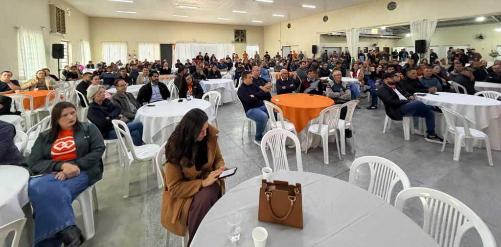 Cooperados da Cresol Transformação participam de evento sobre Plano Safra