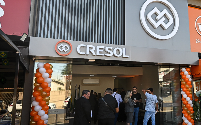 Cresol inaugura agencia em Arapongas PR 3 - Notícias