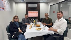 Reuniao delegados Florianopolis 01 06 2026 - Cresol Vale Europeu capacita os agentes comunitários sobre governança e administração