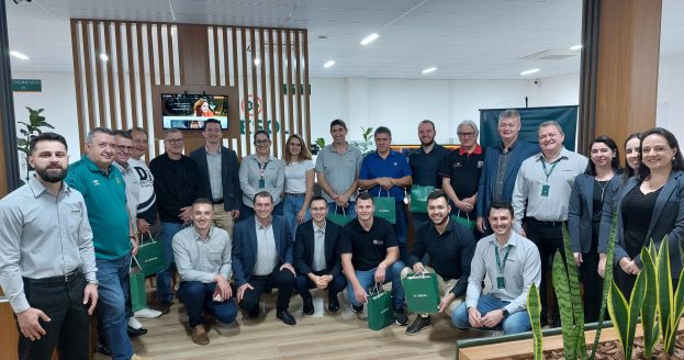 1 cafe com imprensa