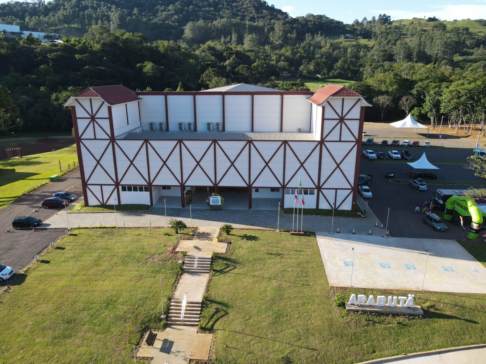Cresol Interação marca presença na Expo Arabutã 2026