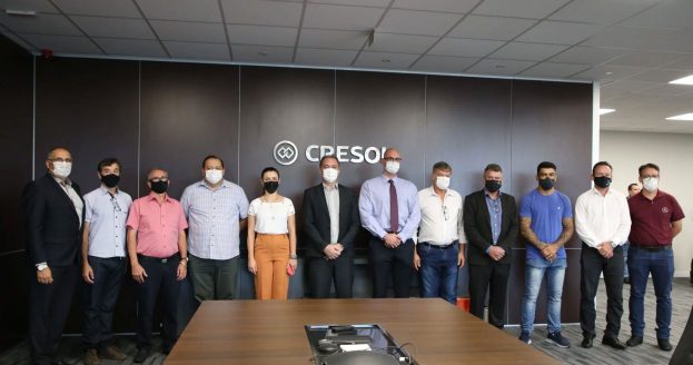 Com-destaque-para-o-cooperativismo