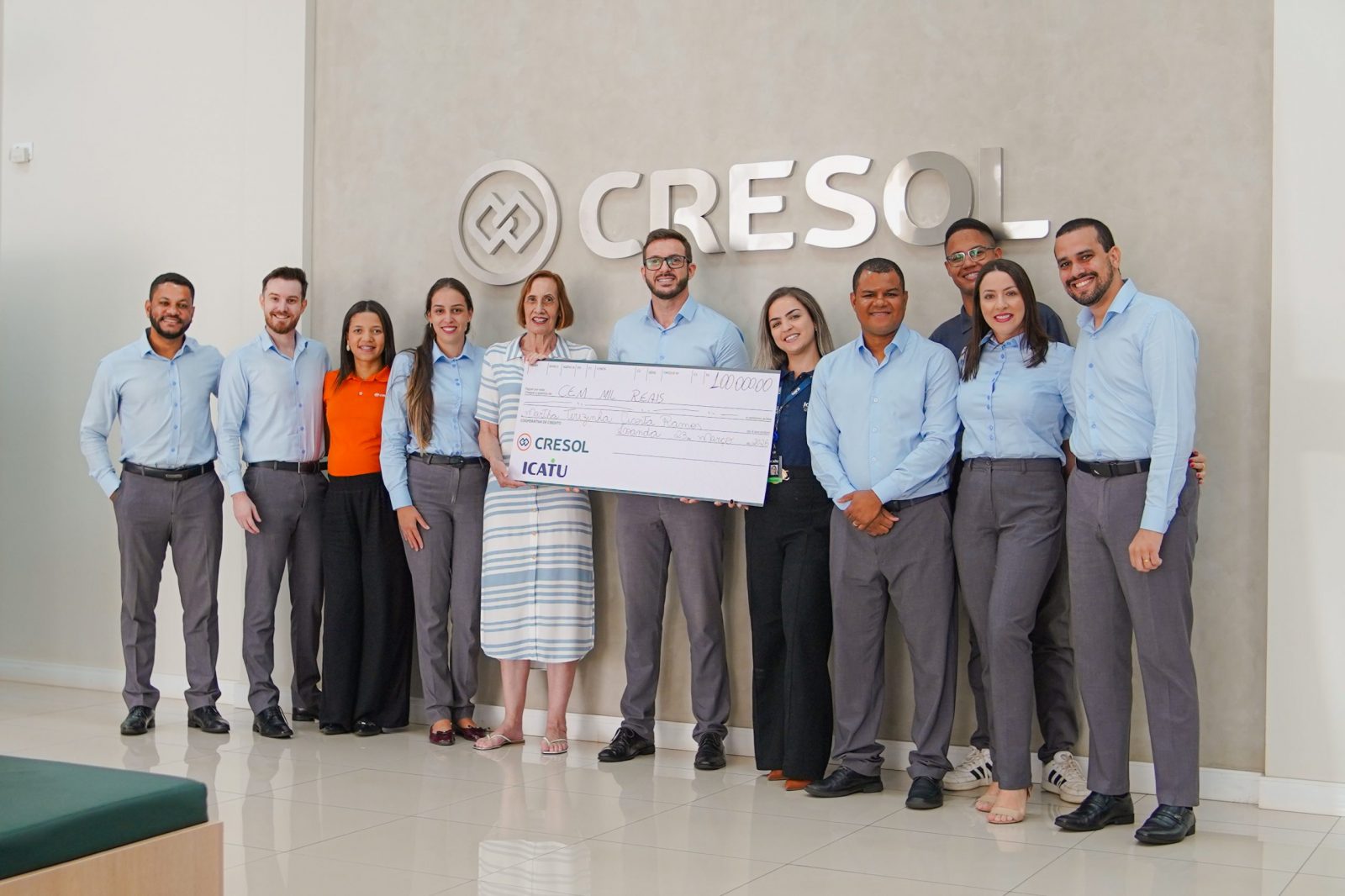 Cooperada da Cresol Pioneira recebe prêmio de R$ 100 mil (1)