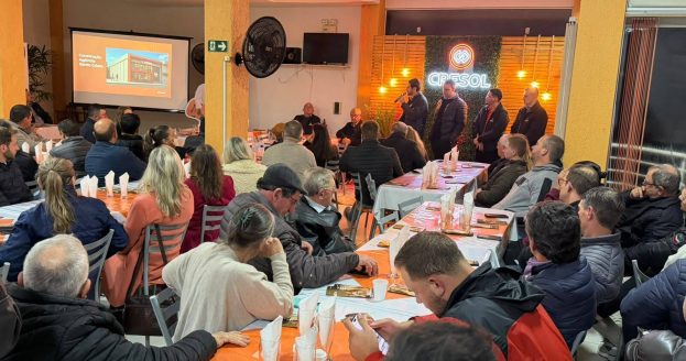 Cresol Essência reúne mais de 80 pessoas na pré-inauguração
