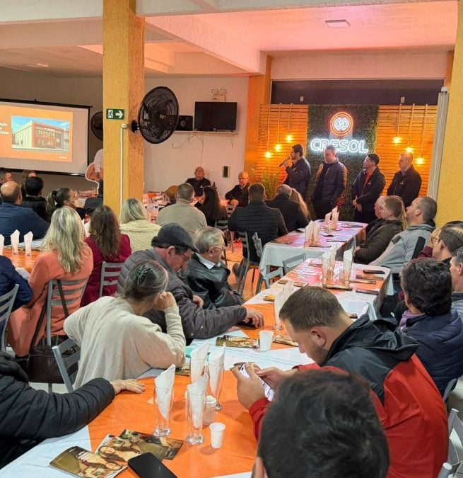 Cresol Essência reúne mais de 80 pessoas na pré-inauguração