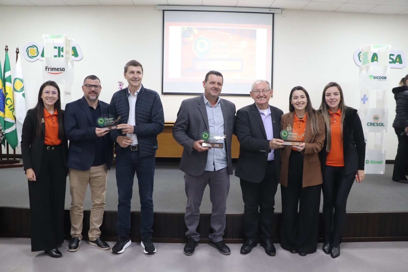 Cresol Progresso recebe Selo de Agente Transformador