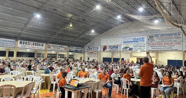 As assembleias da Cresol Raiz reúne os cooperados para decidir o futuro da cooperativa de crédito
