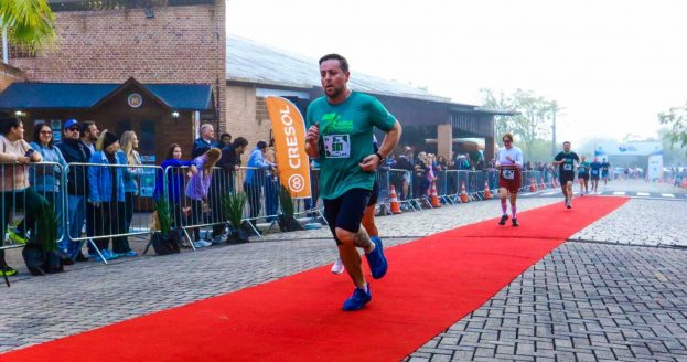 Cresol Vale Europeu em maratona Timbó (1)